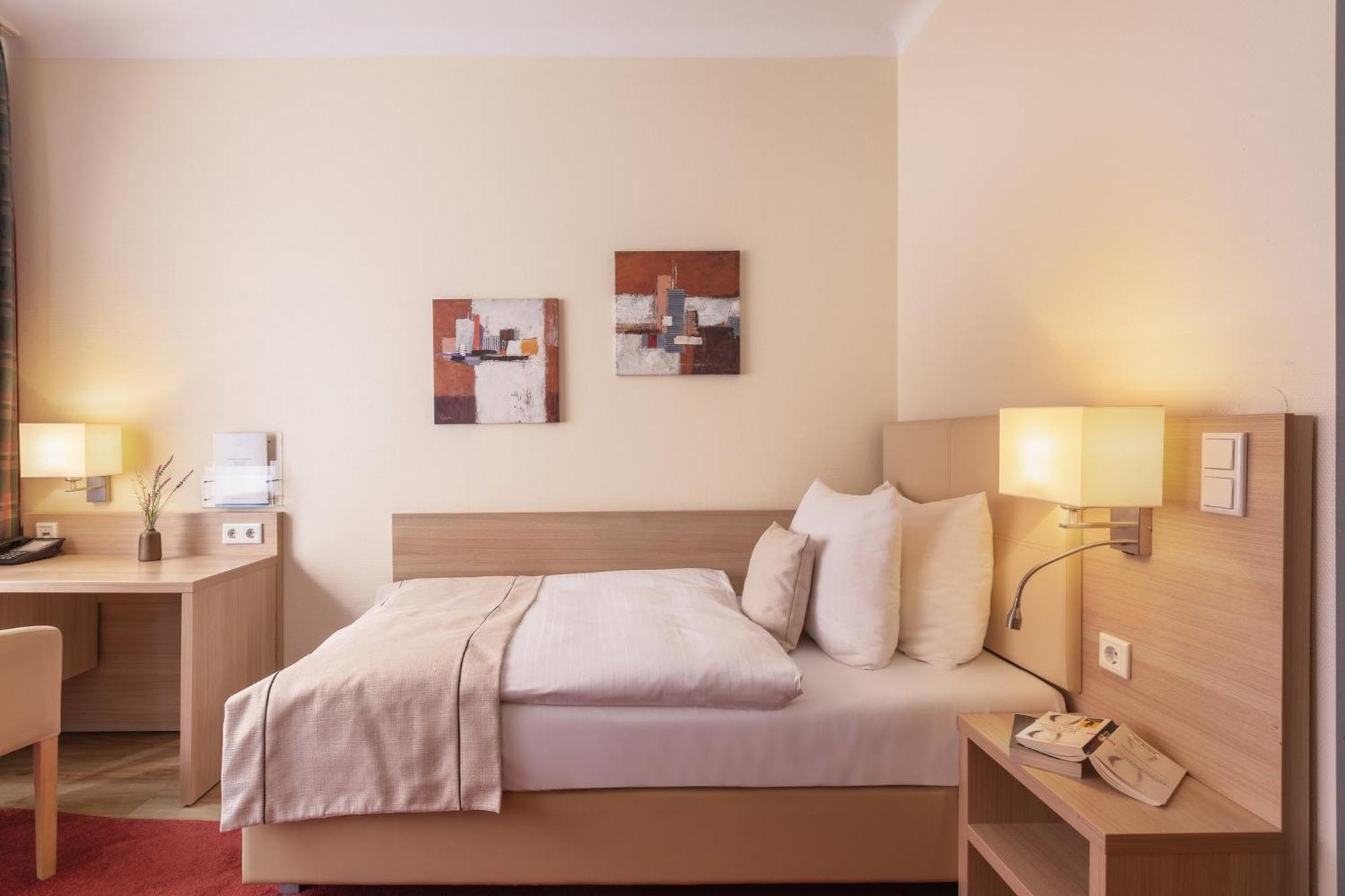 Garner Hotel Hamburg - Wandsbek Marktplatz Eksteriør bilde